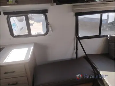 2026 Coachmen RV Freedom Express Select photo 10