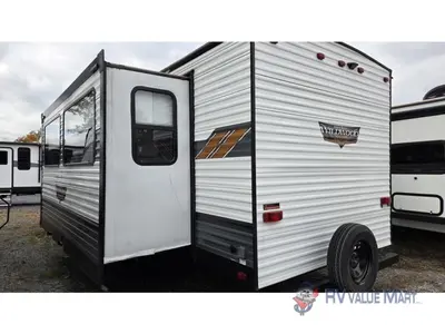 2022 Forest River RV Wildwood photo 3