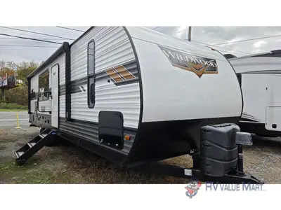 Used 2022 Forest River RV Wildwood 27RK