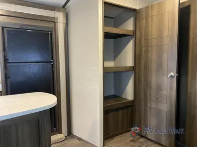 2017 Keystone RV Premier Ultra Lite photo 22