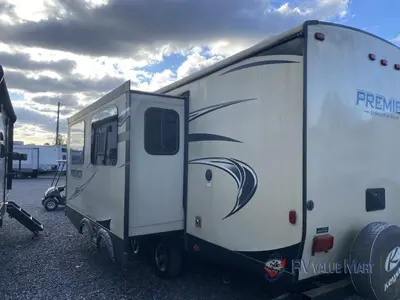 2017 Keystone RV Premier Ultra Lite photo 7