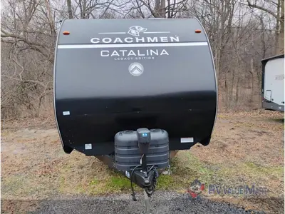 2026 Coachmen RV Catalina Legacy Edition photo 2