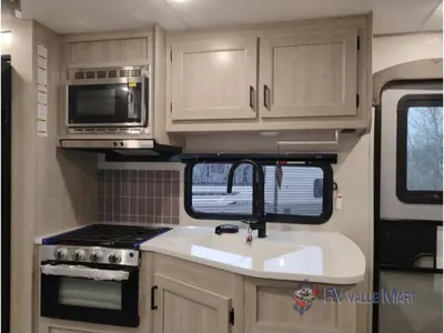 2026 Coachmen RV Catalina Legacy Edition photo 16