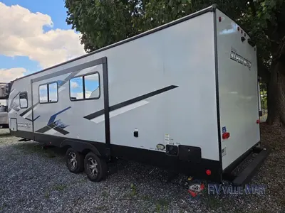2023 Forest River Cherokee Alpha Wolf photo 6