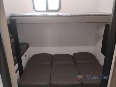 2026 Coachmen RV Freedom Express Select photo 25