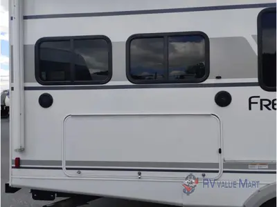 2026 Coachmen RV Freedom Express Ultra Lite photo 25