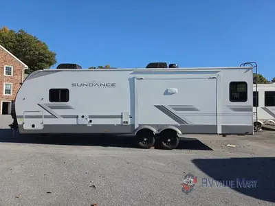 2026 Heartland Sundance Ultra Lite photo 5