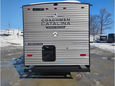 2026 Coachmen RV Catalina Legacy Edition photo 6
