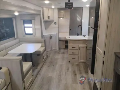 2026 Coachmen RV Catalina Legacy Edition photo 19