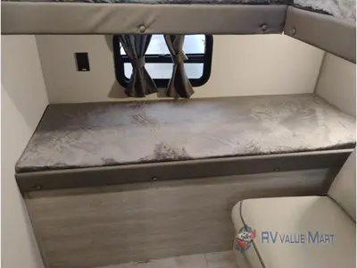 2026 Coachmen RV Catalina Legacy Edition photo 21