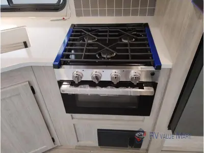 2026 Coachmen RV Catalina Legacy Edition photo 28