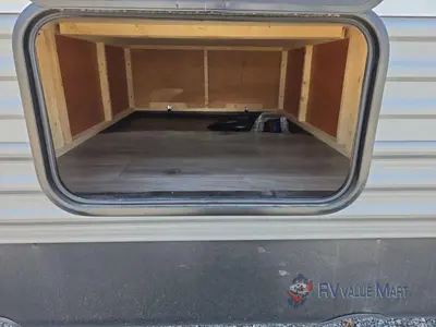 2026 Coachmen RV Catalina Legacy Edition photo 12