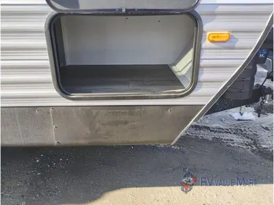 2026 Coachmen RV Catalina Legacy Edition photo 12