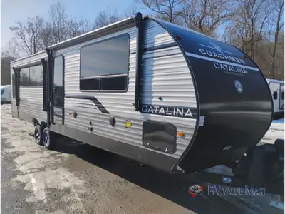 2026 Coachmen RV Catalina Legacy Edition photo 2