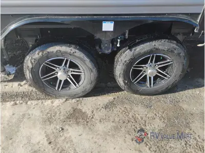 2026 Coachmen RV Catalina Legacy Edition photo 13