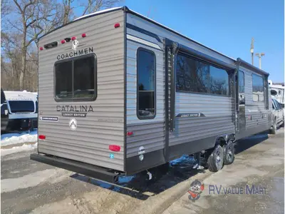 2026 Coachmen RV Catalina Legacy Edition photo 8