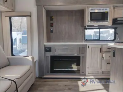 2026 Coachmen RV Catalina Legacy Edition photo 22