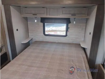 2026 Coachmen RV Catalina Legacy Edition photo 23