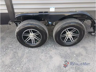 2026 Coachmen RV Catalina Legacy Edition photo 13