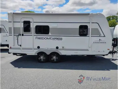 2026 Coachmen RV Freedom Express Select photo 9