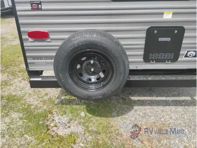 2026 Coachmen RV Catalina Summit Series 8 photo 14