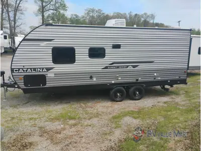 2026 Coachmen RV Catalina Summit Series 8 photo 5