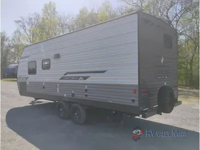 2026 Coachmen RV Catalina Summit Series 8 photo 6
