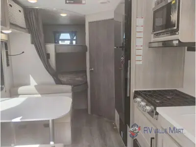 2026 Coachmen RV Catalina Summit Series 8 photo 17