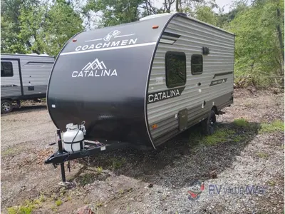 2026 Coachmen RV Catalina Summit Series 7 photo 4