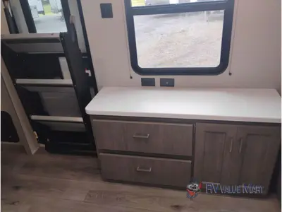 2026 Coachmen RV Catalina Legacy Edition photo 24