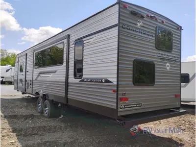 2026 Coachmen RV Catalina Legacy Edition photo 6