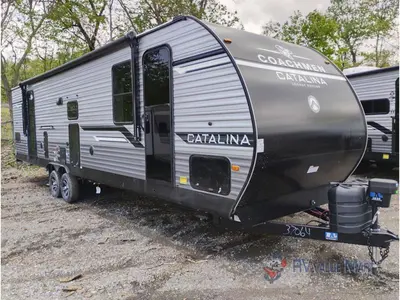 2026 Coachmen RV Catalina Legacy Edition photo 2