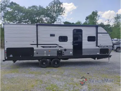 2026 Coachmen RV Catalina Summit Series 8 photo 9
