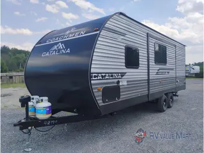 2026 Coachmen RV Catalina Summit Series 8 photo 4