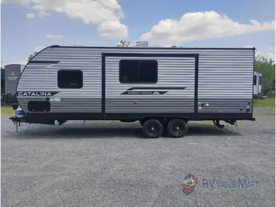 2026 Coachmen RV Catalina Summit Series 8 photo 5