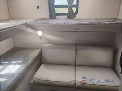 2026 Coachmen RV Catalina Legacy Edition photo 27