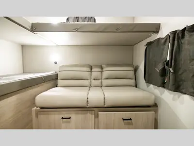 2026 Coachmen RV Catalina Legacy Edition photo 32