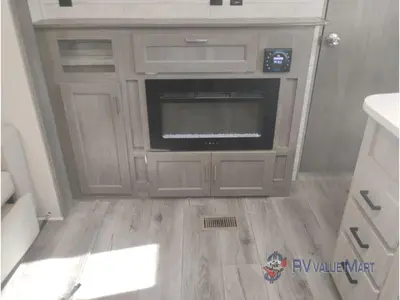 2026 Coachmen RV Catalina Legacy Edition photo 23