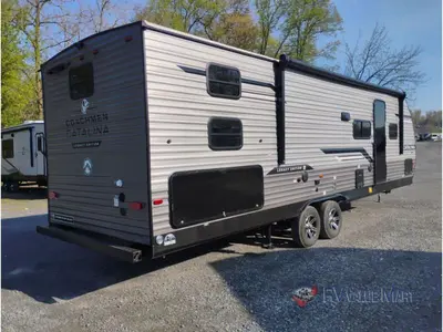 2026 Coachmen RV Catalina Legacy Edition photo 8