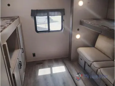 2026 Coachmen RV Catalina Legacy Edition photo 26