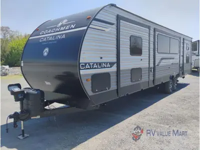 2026 Coachmen RV Catalina Legacy Edition photo 4