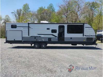 2026 Coachmen RV Catalina Legacy Edition photo 9