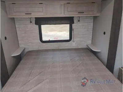 2026 Coachmen RV Catalina Legacy Edition photo 23