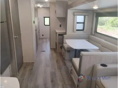 2026 Coachmen RV Catalina Legacy Edition photo 19