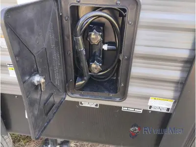 2026 Coachmen RV Catalina Legacy Edition photo 15