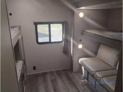 2026 Coachmen RV Catalina Legacy Edition photo 27