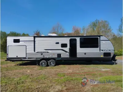 2026 Coachmen RV Catalina Legacy Edition photo 9