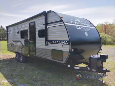 2026 Coachmen RV Catalina Legacy Edition photo 9