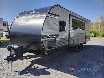2026 Coachmen RV Catalina Summit Series 8 photo 4