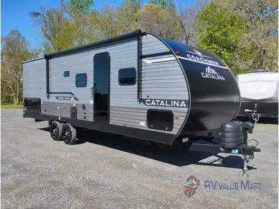 2026 Coachmen RV Catalina Summit Series 8 photo 2